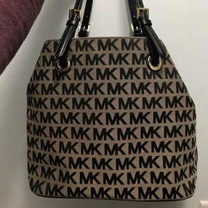 Michael Kors Tote